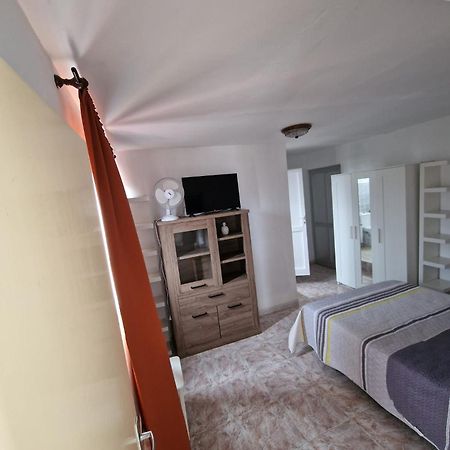 Apartamento La Roca Con Buena Ubicacion Puerto de la Cruz  Buitenkant foto